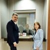 De ce s-a pozat Ciolacu alături de ambasadorul SUA