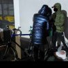 Două persoane depistate de polițiștii locali din Timișoara după ce au spart un magazin alimentar și au sustras peste 200 de produse