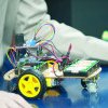Elevii vasluieni, invitati sã se înscrie la cel mai avansat concurs national de roboticã