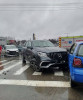 Carambol cu trei mașini în zona Lidl Burdujeni. O persoană a ajuns la spital (foto)