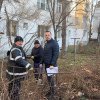Primăria Suceava a organizat o nouă acțiune de curățare a spațiilor verzi dintre blocurile din cartierul George Enescu. Harșovschi: Eliberăm tot ce înseamnă improvizații (FOTO)