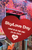 Sărbătoarea iubirii SkyLoveDay a ajuns la a 4 a ediție! SkyTower eliberează 1.000 de baloane roșii biodegradabile de la esplanada proprie.