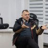 Subprefectul Cristian Șologon îi învață tainele politicii pe mai tinerii săi colegi din PSD