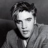 „Suspicious minds”. Trump susține că seamănă cu Elvis Presley și postează o fotografie. „Poate cu Big Foot”