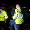 Un șofer băut din Preutești a luat-o la fugă pe un teren agricol pentru a scăpa de polițiști. Aceștia l-au prins și l-au încătușat