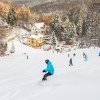 Vineri se deschide pârtia mare de schi din Şugaş Băi