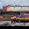 Accident grav între un tren și un TIR. A fost activat planul roșu. Mecanicul de locomotivă este rănit
