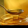 Cum deosebești mierea naturală de cea contrafăcută. 5 sfaturi care te vor ajuta să nu cazi în capcana falșilor apicultori