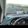 Jaf de proporții pe autostrada din Italia. VIDEO cu hoții înarmați care atacă trei vehicule blindate și fug cu 4 milioane de euro