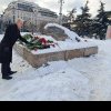 Ambasadorul României la Moscova a depus flori în memoria lui Aleksei Navalnîi la un monument al represiunii politice de unde au fost arestați sute de ruși