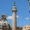 Câți bani va da Guvernul pentru restaurarea Statuii Sfântului Petru de pe Columna lui Traian din Roma
