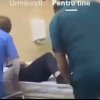 Ce a decis conducerea spitalului din Bârlad în cazul celor doi angajați filmați în timp ce bruschează un pacient vârstnic. „Astfel de comportamente nu sunt tolerate”