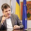Comasarea alegerilor ar fi un atac la democraţia din România, spune Nicușor Dan