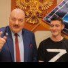 „Glorie Rusiei!”. Din Australia, fiul vitreg al comandantului armatei ucrainene, în tricou cu Z pe piept, a felicitat trupele lui Putin pentru capturarea orașului Avdiivka