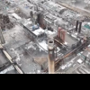 „Nu mai există nici oraș, nici fabrică, nici oameni”. Dezastrul din Adviivka, după ce a fost cucerit de armata rusă, filmat din dronă