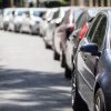 Un bărbat este cercetat după ce a instigat conducătorii unor autoplatforme să fure trei maşini parcate în Bucureşti