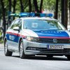 Un român a fost împușcat de proprietar în timpul unui jaf, în Austria. Tâlharul a căzut în grădină, doi complici au fugit