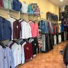 Haine contrafăcute într-un magazin din Zalău