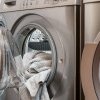 Trucul ieftin prin care vei curăța rapid mașina de spălat. Așa nu vei avea probleme o perioadă lungă