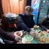 Primarul Piedone, incursiune culinară prin târgul din Sectorul 5: Mi s-a făcut poftă de slană cu ceapă