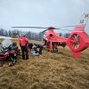 CREASTA COCOȘULUI – Acțiune de salvare a unei femei care a suferit o luxație. A intervenit elicopterul POA Jibou