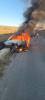 O persoană murit arsă într-o mașină, ca urmare a unui accident rutier petrecut pe o șosea din Alba