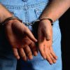 Bărbat arestat pentru că și-ar fi violat, timp de 16 ani, cele trei fiice minore