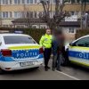 VIDEO! Un bărbat din Târgu Ocna, arestat după ce și-a lovit mama de 89 de ani