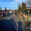 Clipe de groază pentru un șofer care s-a răsturnat cu mașina pe o stradă din Valea Voievozilor