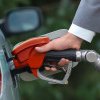 Carburanții s-au scumpit constant în 2024. Chiar dacă prețurile se mențin, motorina va costa 8 lei la 1 iulie, iar benzina 7,50 lei