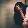 Fată de 13 ani violată în grup de 7 indivizi, în Italia, în timp ce iubitul ei a fost obligat să se uite