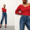 Mereu la modă – mom jeans în multe stiluri