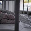 Bacău: O fetiţă în vârstă de 1 an şi 6 luni a murit din cauza rujeolei
