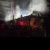 (FOTO) Neamț: Incendiu la casa parohială a Bisericii Precista Veche – Adormirea Maicii Domnului