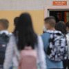 Raport. Elevii români de clasa a VIII-a au încredere semnificativ mai multă în instituțiile europene decât în cele naționale
