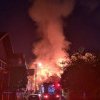 Incendiu puternic în Baia Mare. O casă a luat foc. Un bărbat de 50 de ani prezintă arsuri la nivelul feței și a membrelor superioare