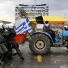 Fermierii europeni continuă protestele