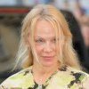 Celebra Pamela Anderson a renunțat la farduri și îndeamnă femeile să renunțe la folosirea lor în exces (FOTO)