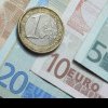 Euro trades at 4.9764 RON