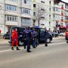 FOTO-VIDEO Bătaie între două grupări la Botoșani: pumni și picioare în stradă / Mascații au intervenit în forță