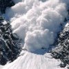 Risc însemnat de avalanşă în munţii Bucegi şi Făgăraş - Salvamontiştii au montat indicatoare de avertizare