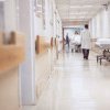 Spitalul de Urgenţă Bihor suspendă programul de vizită pentru aparţinătorii pacienţilor , pe perioada stării de alertă epidemiologică determinată de gripă