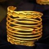 Trei brăţări preistorice din aur, provenite din situri arheologice de pe teritoriul României, furate de autori necunoscuţi şi apoi înstrăinate, aduse în țară