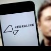 Elon Musk: O persoană cu implant cerebral Neuralink a reușit să controleze un mouse prin puterea gândului