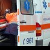 Accident violent în Dâmbovița: O șoferiță a intrat cu mașina într-un copac! O copilă a fost rănită