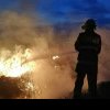 INCENDIU de vegetație la Meșcreac: Intervin pompierii cu o autospecială pentru stingerea flăcărilor