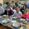 Peste 450.000 de elevi din 28 de școli din Alba vor beneficia de Programul naţional „Masă sănătoasă”: LISTA unităților de învățământ