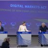 Comisia Europeană deschide investigaţii împotriva Apple, Google şi Meta