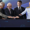Macron lansează împreună cu Lula la apă un submarin de tip Scorpène, Tonelero, cu propulsie convenţională şi anunţă că Franţa urmează să ajute Brazilia să dezvolte propulsia nucleară, într-un vast program de transfer de tehnologie din 2008 care înregistre