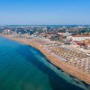 Numărul rezervărilor de vacanţă pe litoralul românesc pentru vara acestui an a crescut cu 27%. Programul de reduceri Înscrieri Timpurii va fi prelungit. Care e preţul mediu al unei vacanţe şi care e cea mai lungă vacanţă rezervată